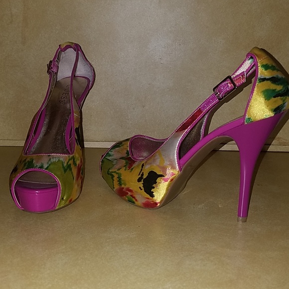 Guess Shoes - Women's shoes